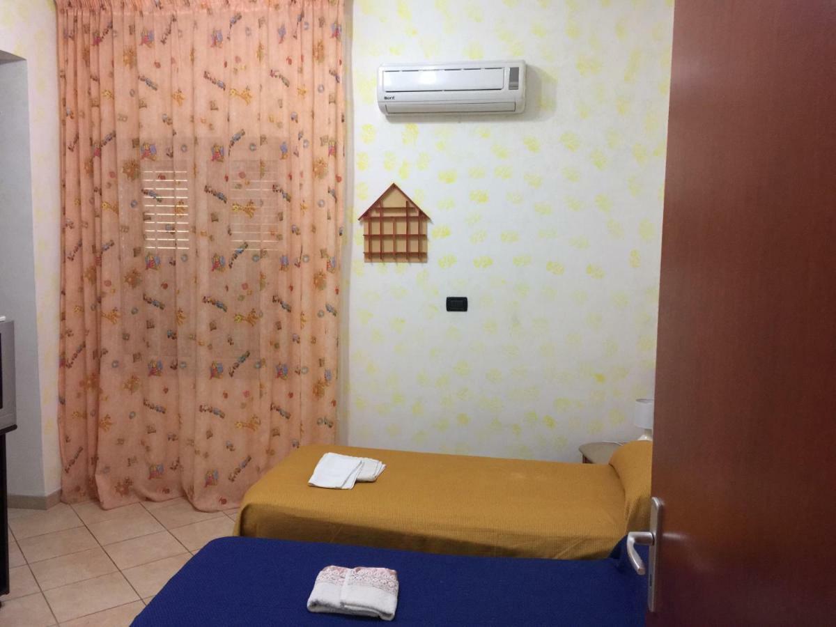 Sacca House Lägenhet Reggio di Calabria Exteriör bild